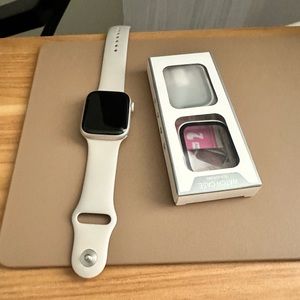 Apple Series 8 45mm Apple Watch
